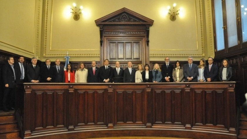 Magistratura: Asumieron los nuevos consejeros sin los representantes del Congreso