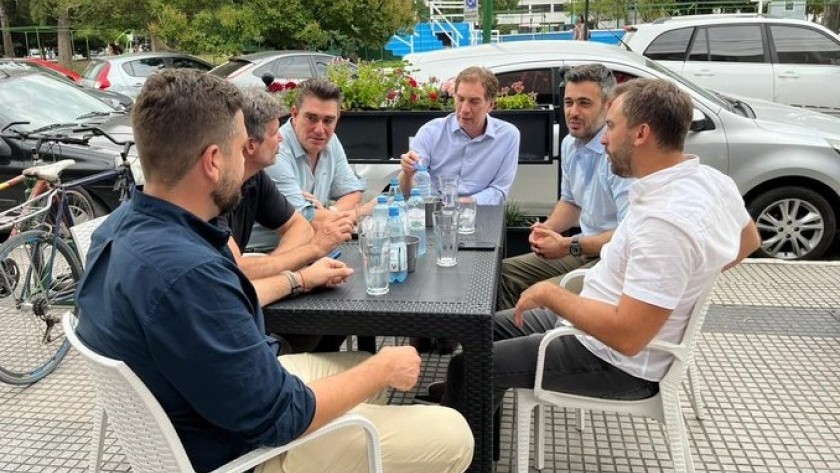 Santilli e Iguacel reclamaron la eliminación de las tasas municipales