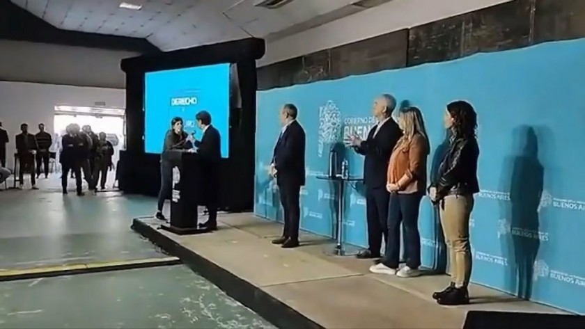 Vidal y Tetaz apoyaron el reclamo de la mujer que irrumpió un acto de Kicillof