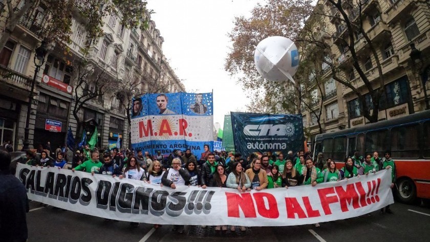 Cortes y protesta de la CTA Autónoma y ATE en rechazo al ajuste
