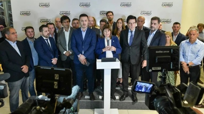 Bullrich repartió culpas entre Massa y Milei: 