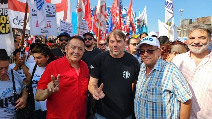 Movimientos sociales realizan una jornada nacional de lucha contra Milei