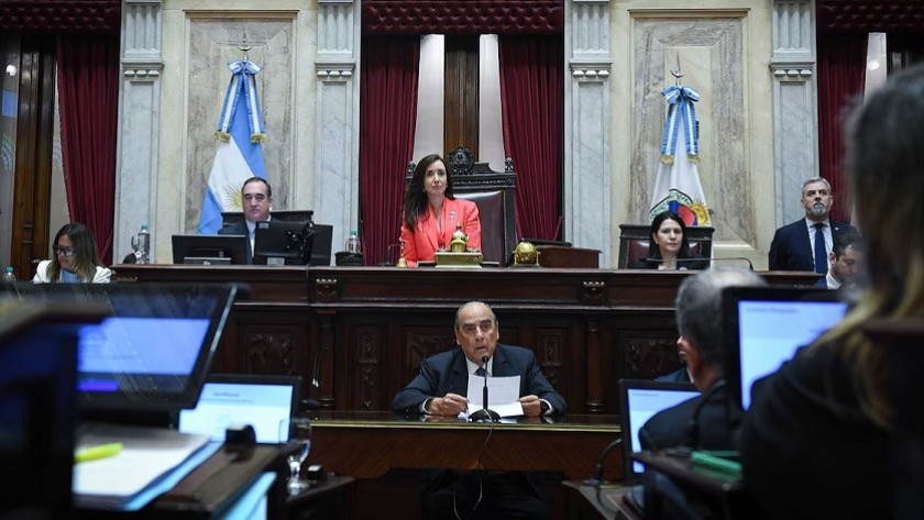 Francos defendió el primer año de Milei y admitió que se considera a una mujer para la Corte