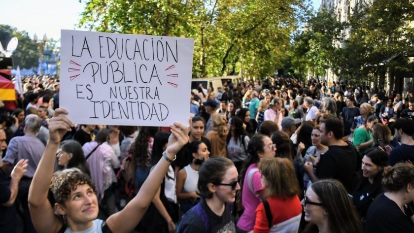 El Gobierno quiere endurecer las condiciones de residencia y permanencia de extranjeros