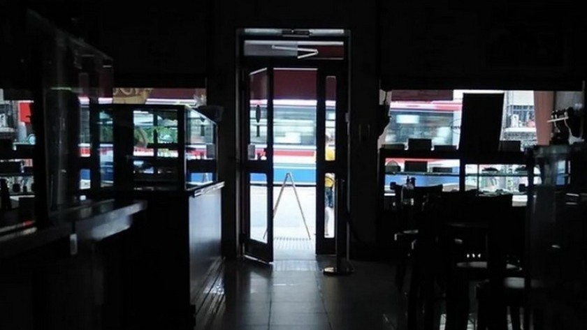 Nuevo apagón en el AMBA: más de 620.000 usuarios sin luz en plena ola de calor