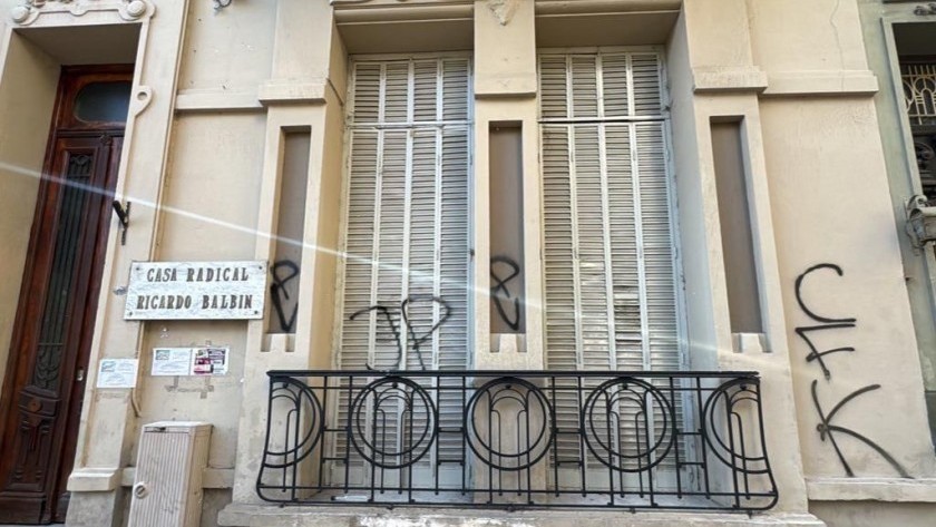 Vandalizaron siete comités radicales y el partido exigió un pronto esclarecimiento