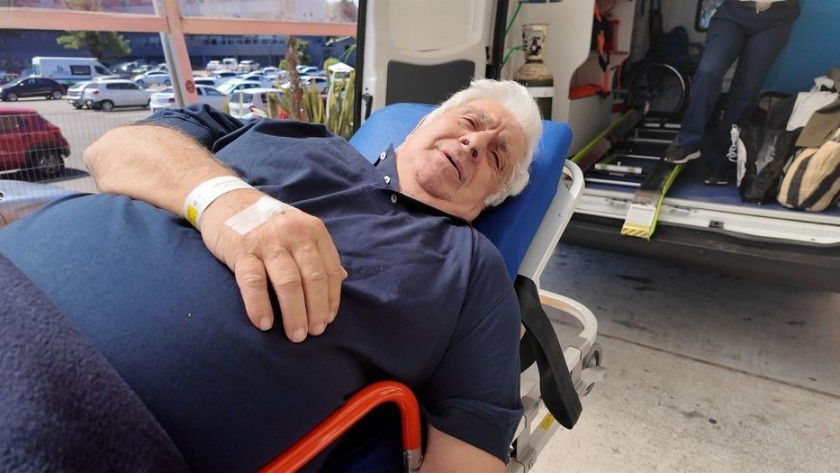 Kicillof y Kreplak intervinieron con un avión sanitario para trasladar al país a Samid desde Uruguay