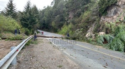 Corte total en la Ruta 40 tras un desmoronamiento en la zona de Villa La Angostura