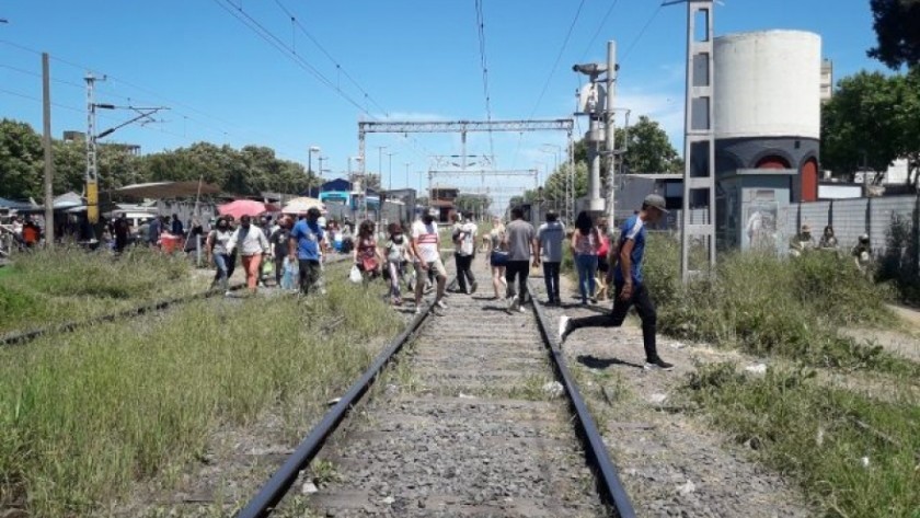 Paro en el Tren Roca luego de la agresión a un maquinista con golpes y piedrazos