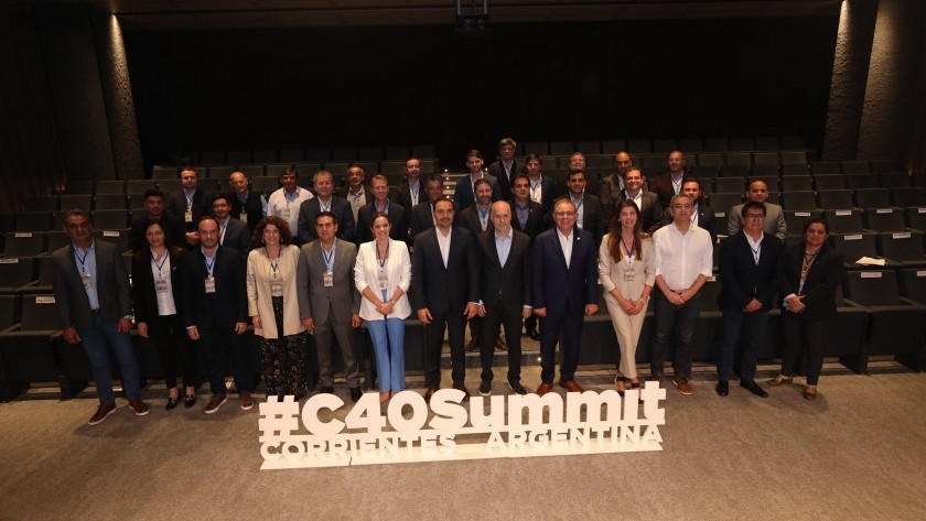 Larreta y Gustavo Valdés lideraron en Corrientes una reunión con intendentes de todo el país